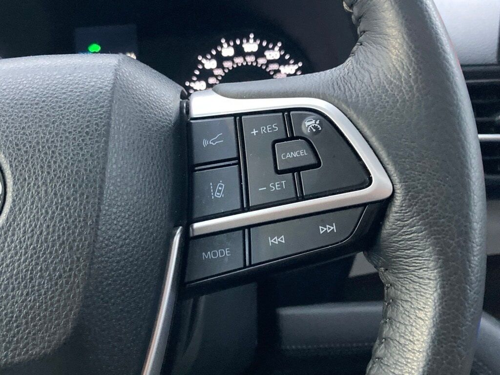 2023 Toyota Sienna XLE San Antonio TX