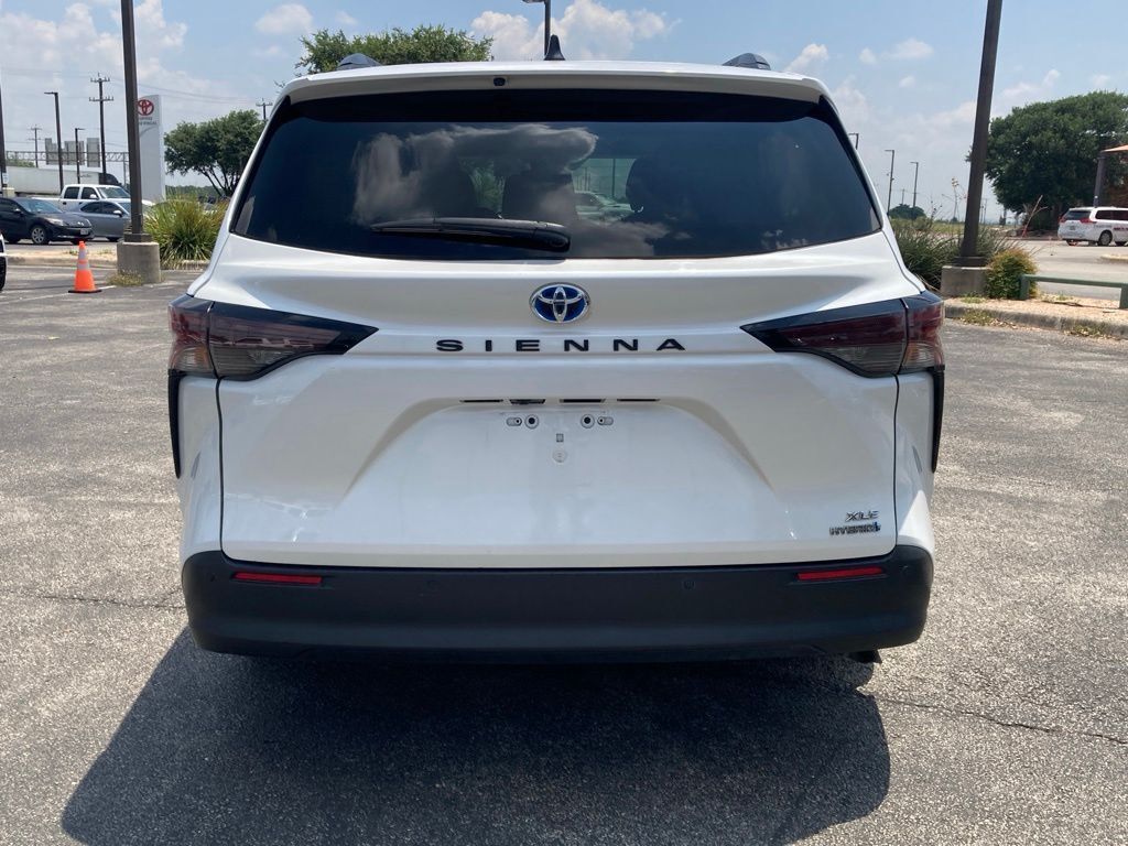 2023 Toyota Sienna XLE San Antonio TX
