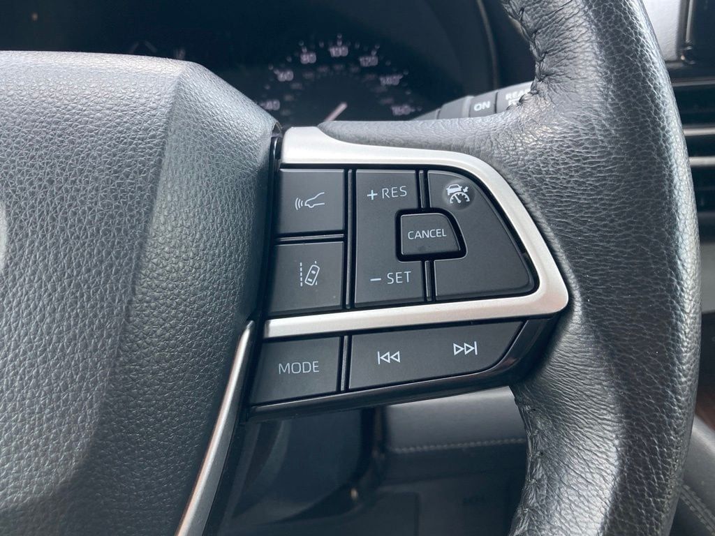 2023 Toyota Sienna XLE San Antonio TX