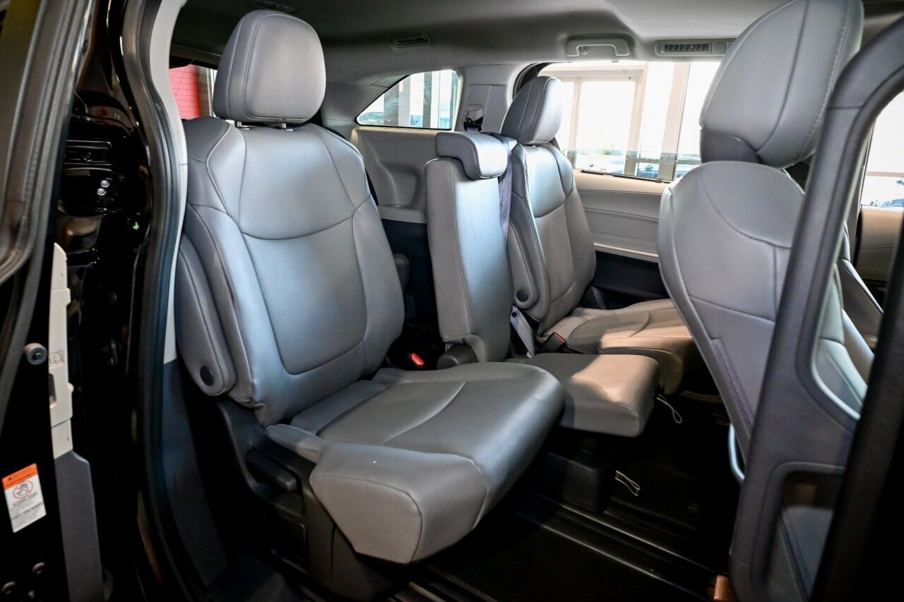2023 Toyota Sienna XLE Springfield NJ