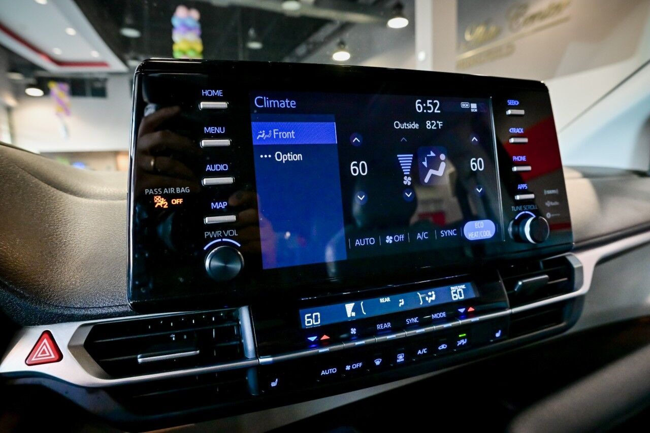 2023 Toyota Sienna XLE Springfield NJ