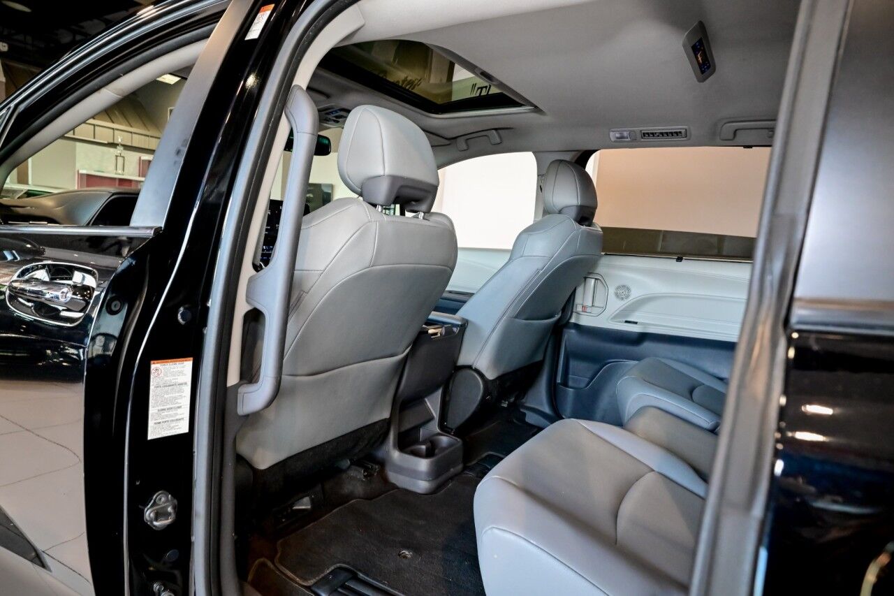 2023 Toyota Sienna XLE Springfield NJ