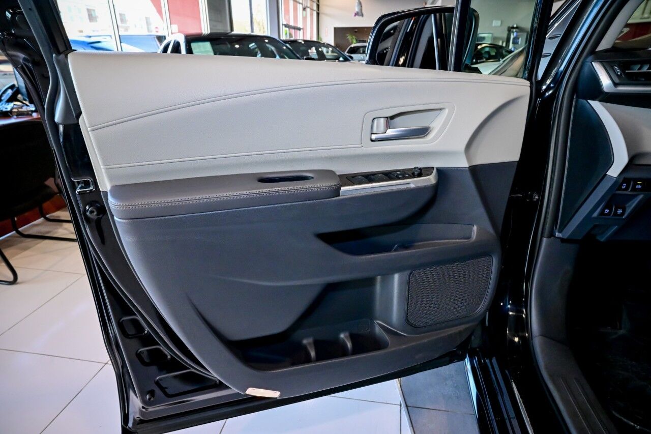 2023 Toyota Sienna XLE Springfield NJ