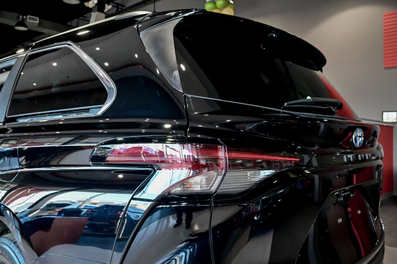 2023 Toyota Sienna XLE Springfield NJ