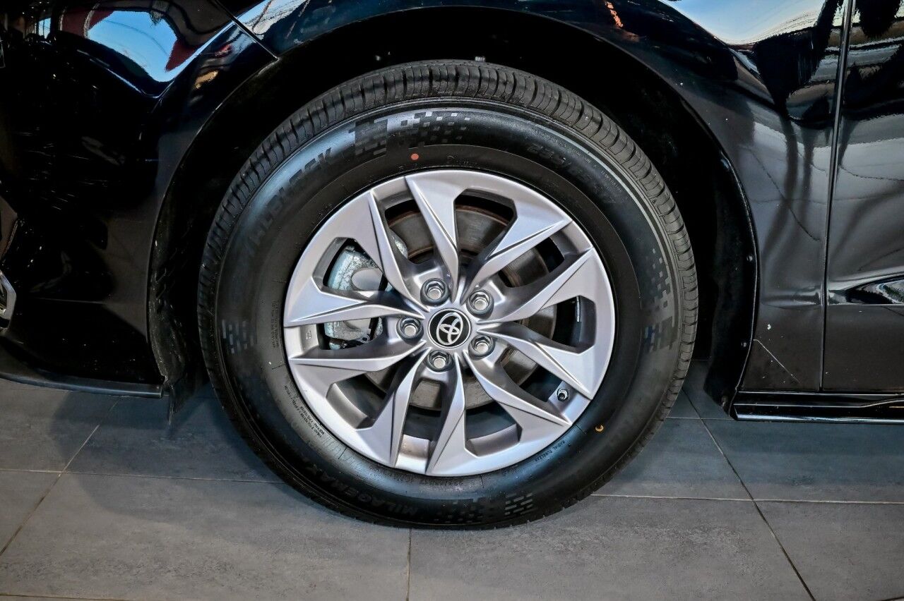 2023 Toyota Sienna XLE Springfield NJ