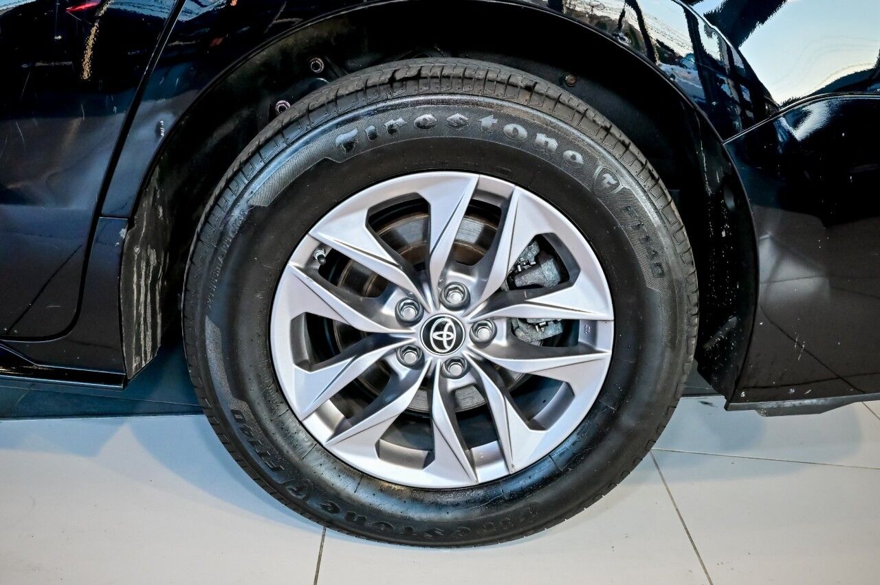 2023 Toyota Sienna XLE Springfield NJ