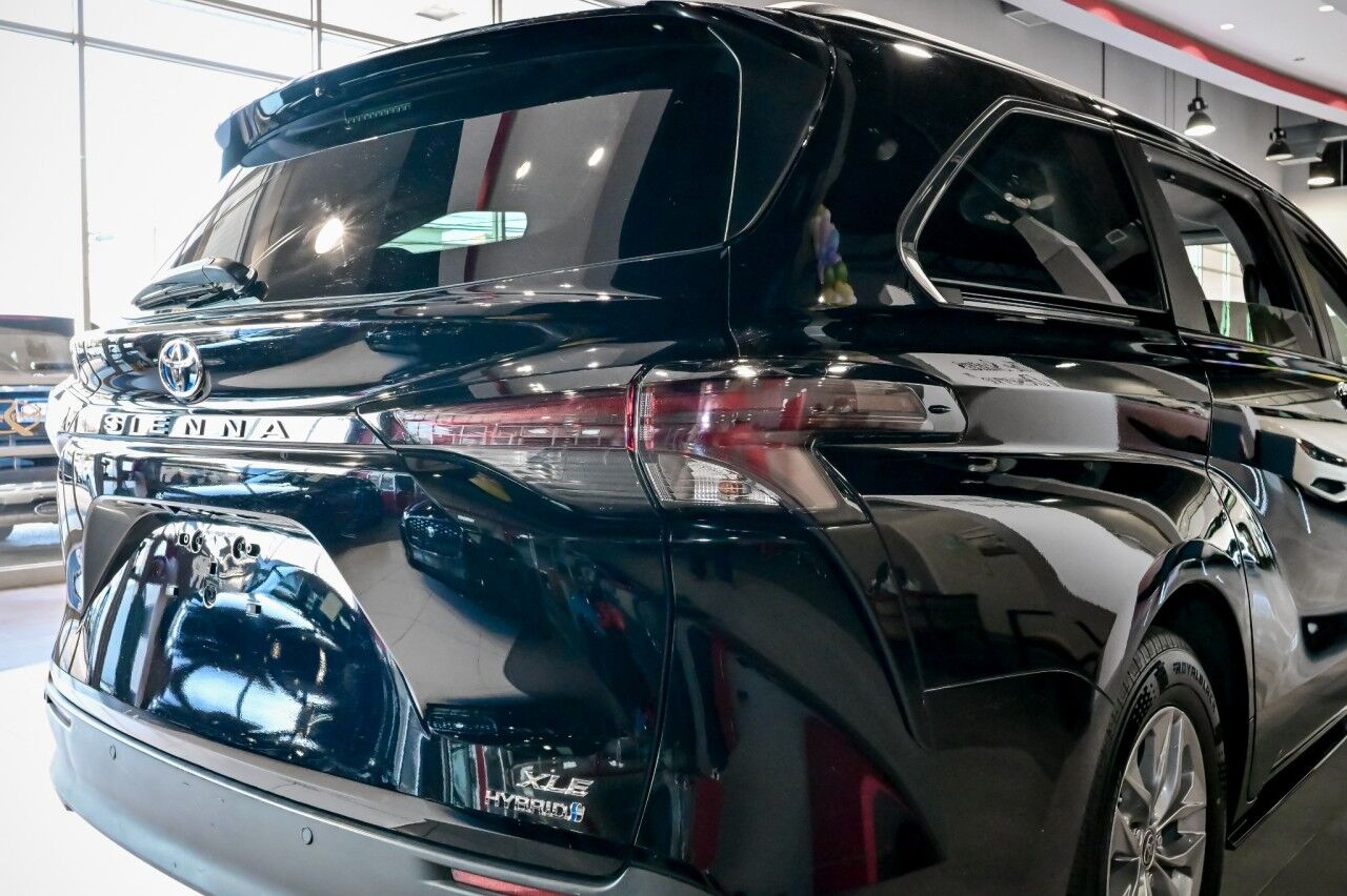 2023 Toyota Sienna XLE Springfield NJ