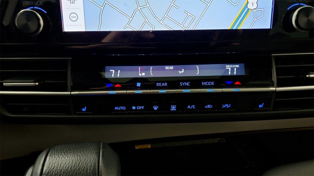 2023 Toyota Sienna XLE Laurel MD