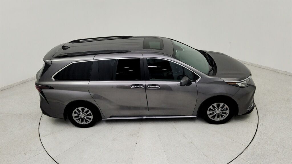 2023 Toyota Sienna XLE Laurel MD