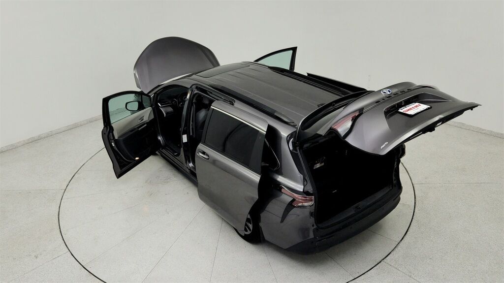 2023 Toyota Sienna XLE Laurel MD