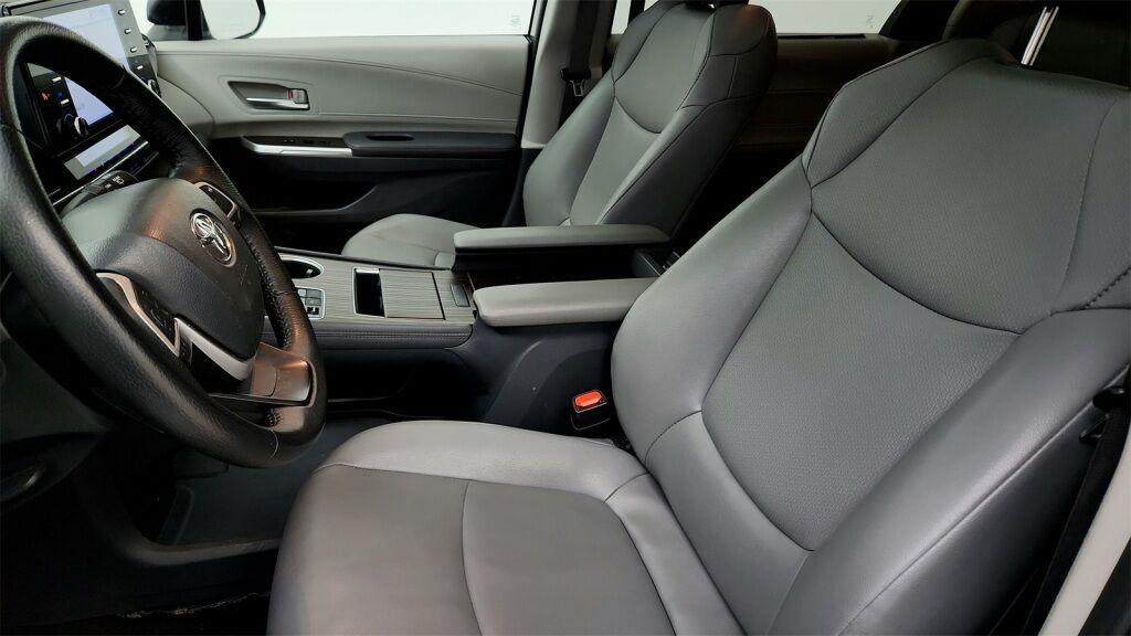 2023 Toyota Sienna XLE Laurel MD