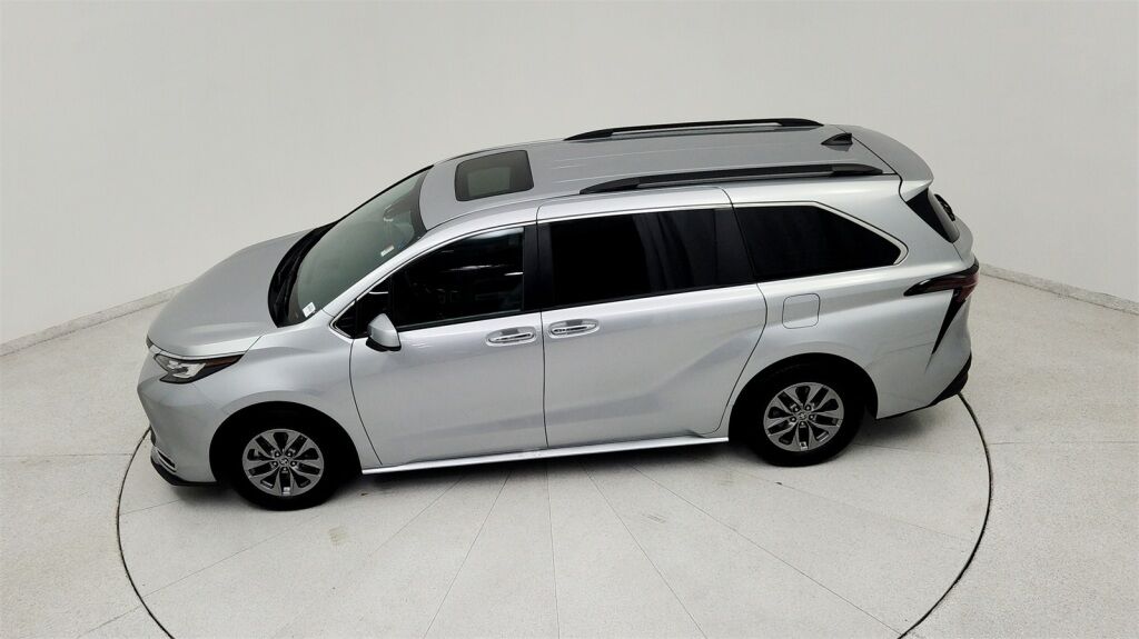 2023 Toyota Sienna XLE Laurel MD