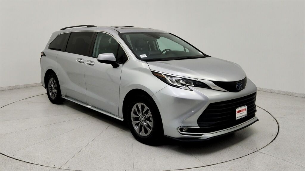 2023 Toyota Sienna