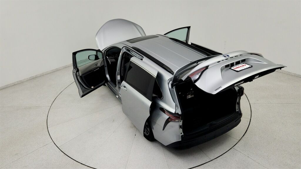 2023 Toyota Sienna XLE Laurel MD