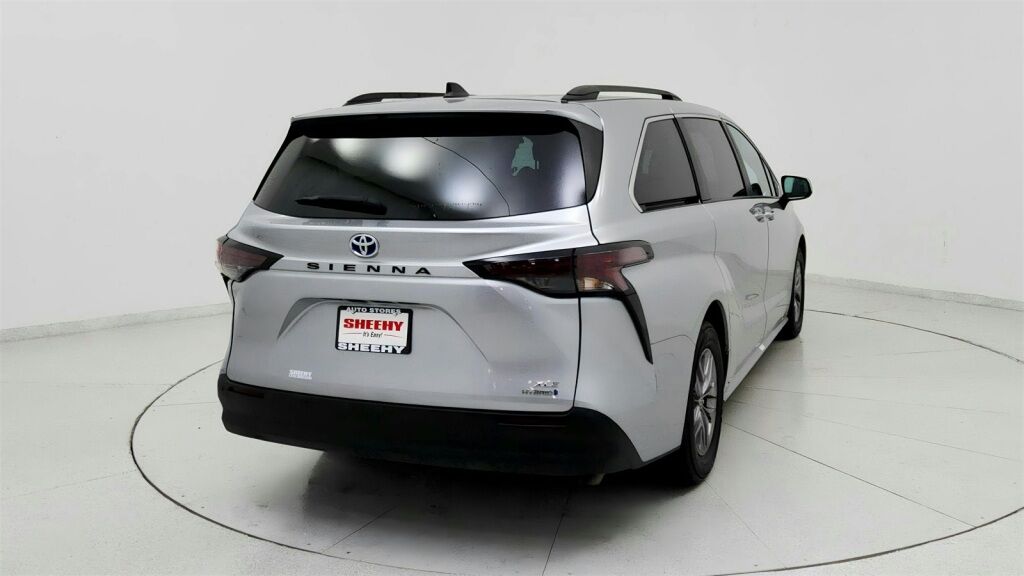 2023 Toyota Sienna XLE Laurel MD