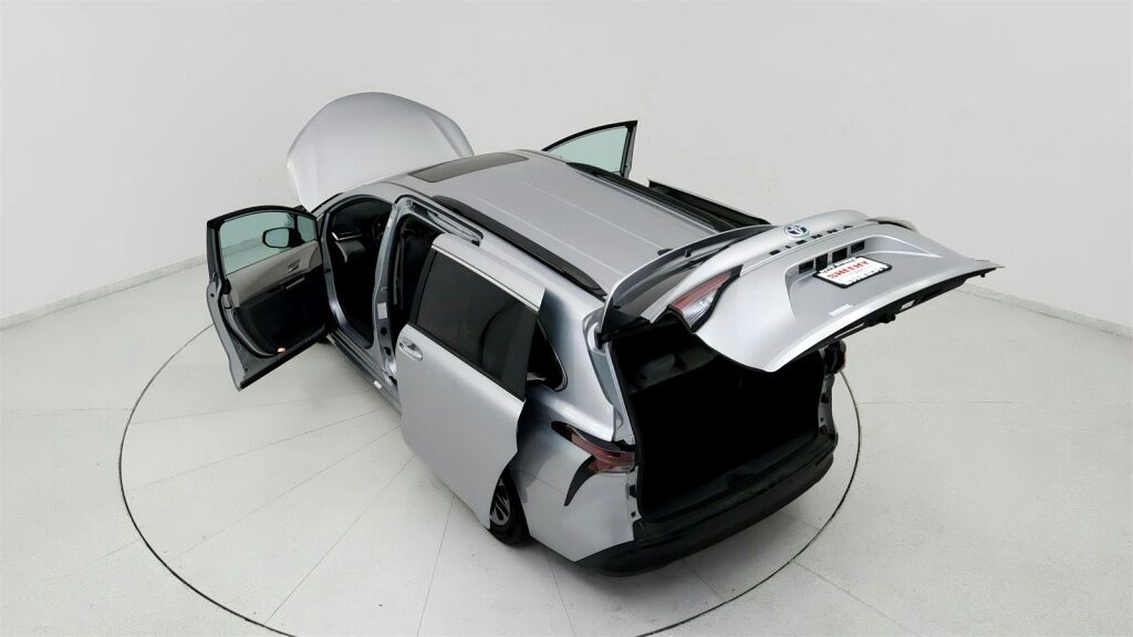 2023 Toyota Sienna XLE Laurel MD