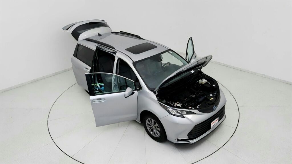 2023 Toyota Sienna XLE Laurel MD