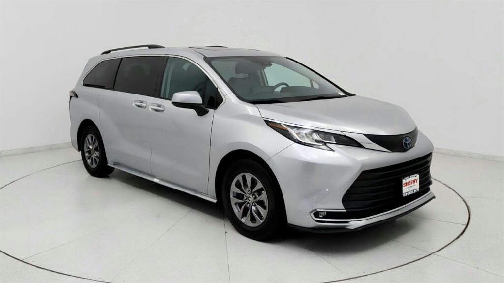 2023 Toyota Sienna XLE Laurel MD