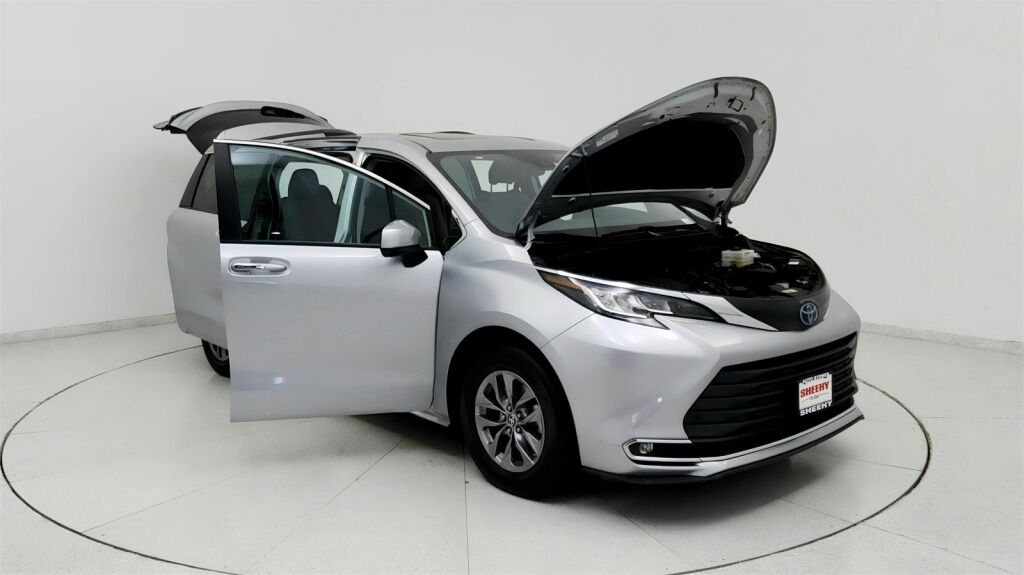 2023 Toyota Sienna XLE Laurel MD