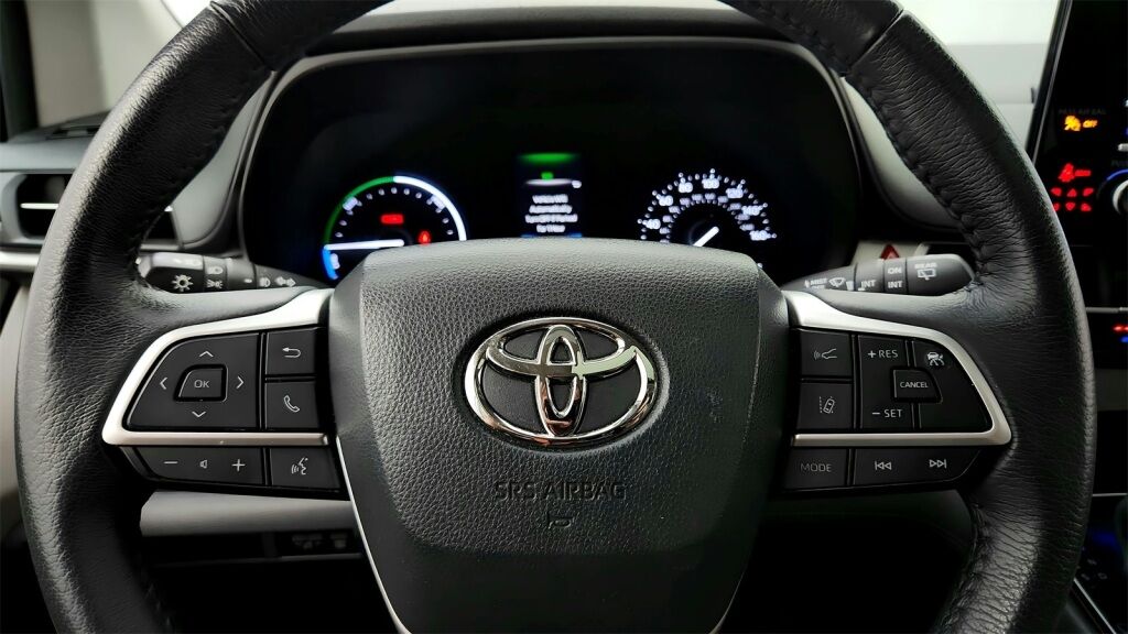 2023 Toyota Sienna XLE Laurel MD