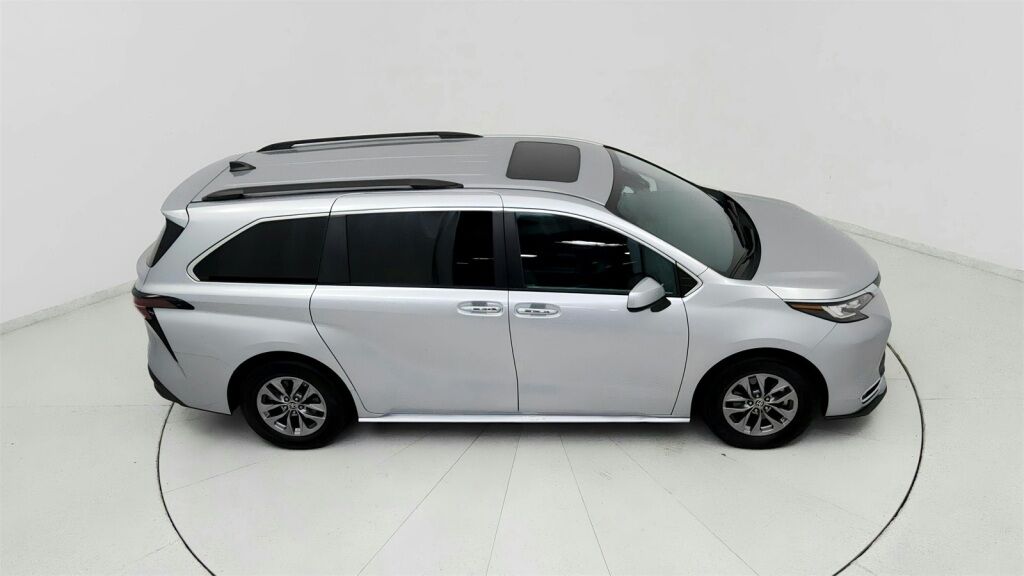 2023 Toyota Sienna XLE Laurel MD