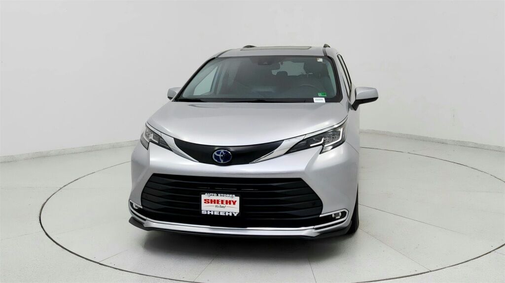 2023 Toyota Sienna XLE Laurel MD