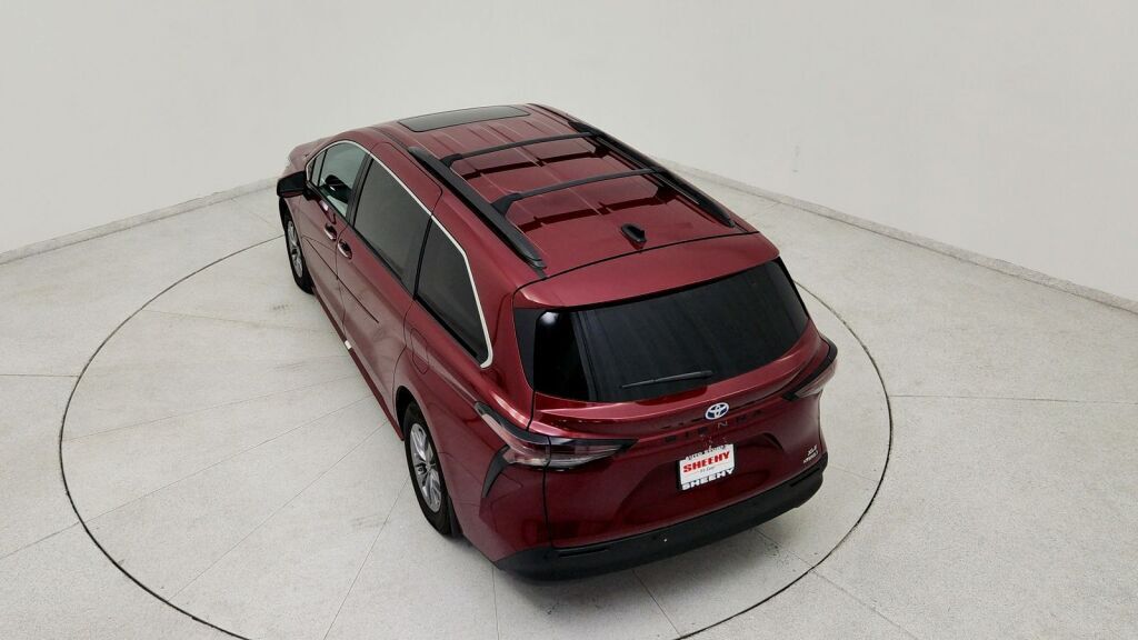 2023 Toyota Sienna XLE Laurel MD