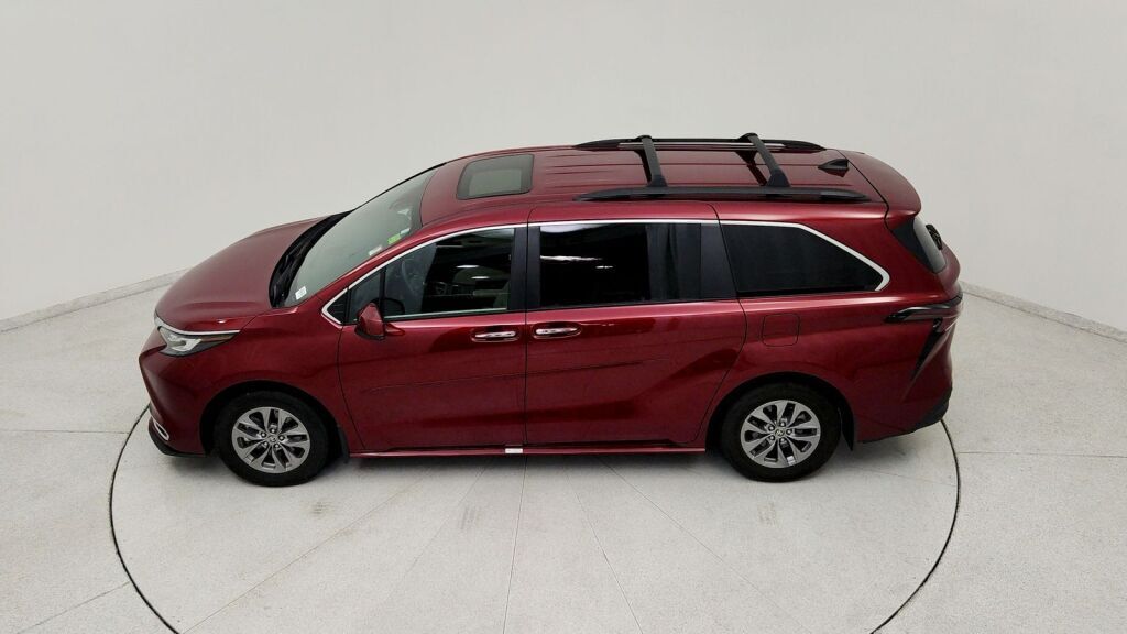 2023 Toyota Sienna XLE Laurel MD