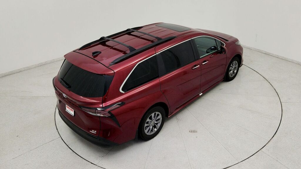2023 Toyota Sienna XLE Laurel MD
