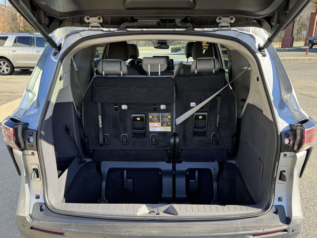 2023 Toyota Sienna XLE Fredericksburg VA