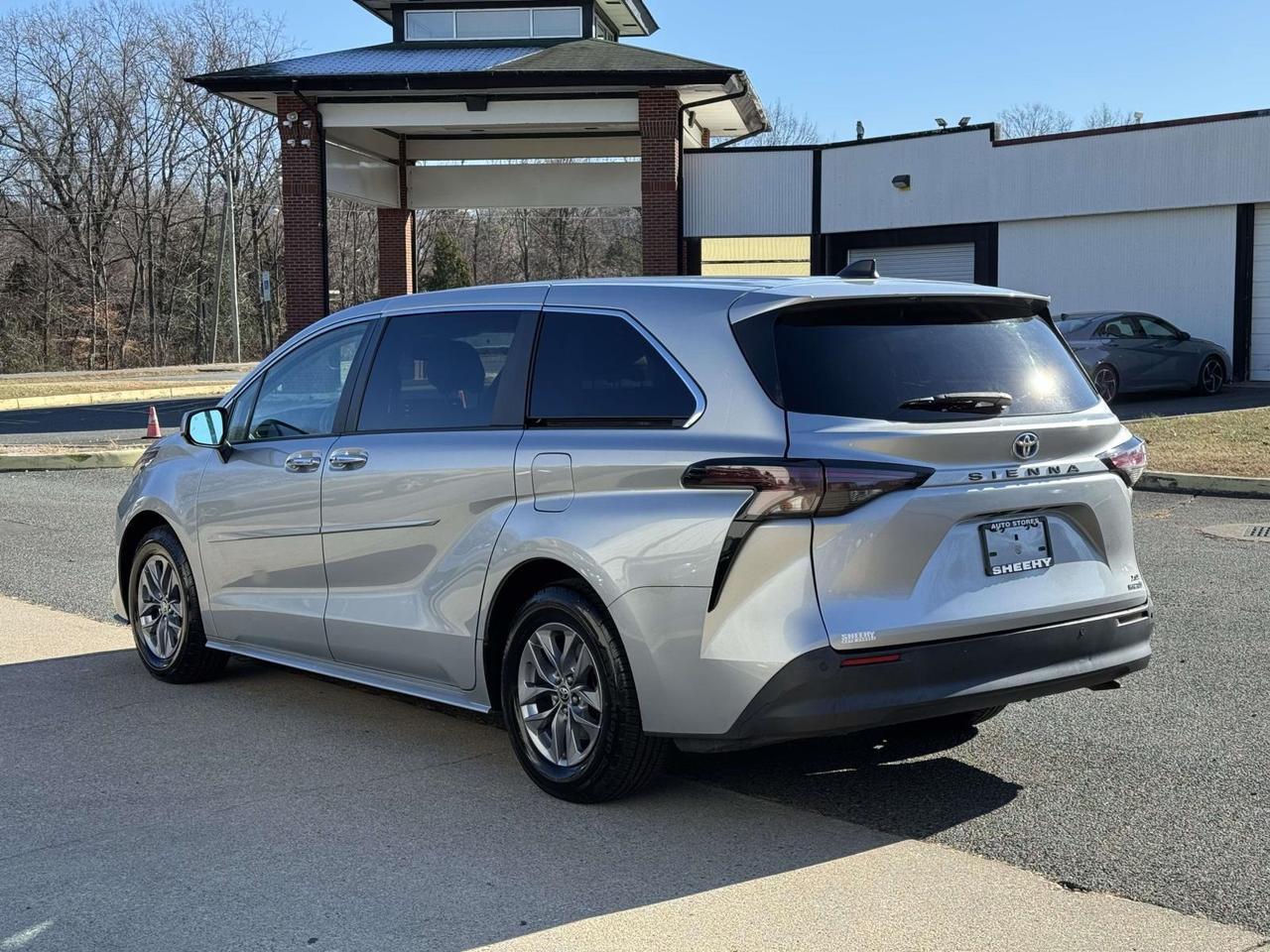 2023 Toyota Sienna XLE Fredericksburg VA