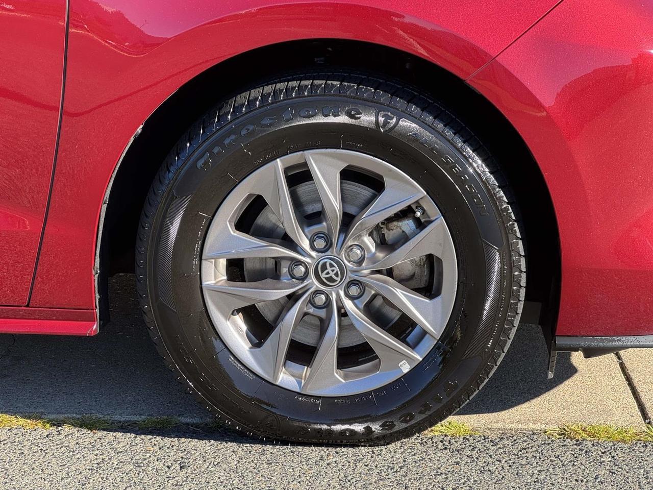 2023 Toyota Sienna XLE Fredericksburg VA