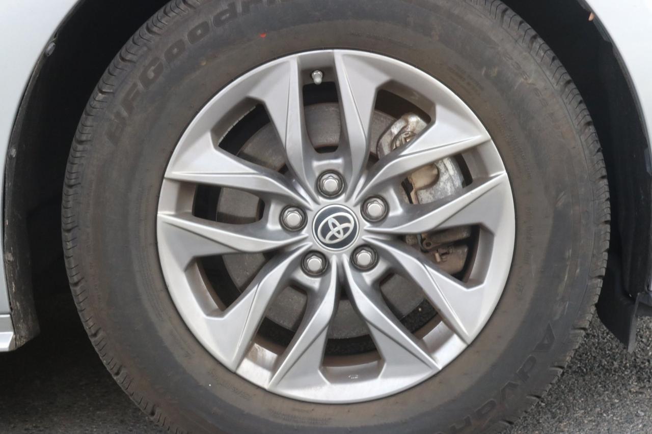 2023 Toyota Sienna XLE Fredericksburg VA