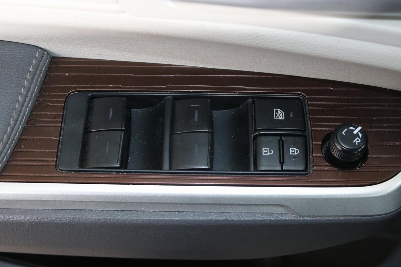 2023 Toyota Sienna XLE Fredericksburg VA