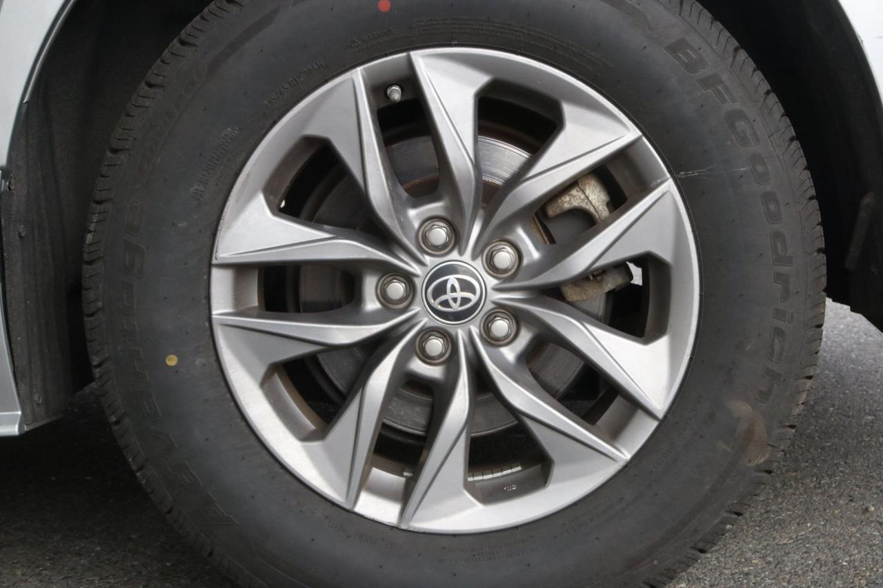 2023 Toyota Sienna XLE Fredericksburg VA