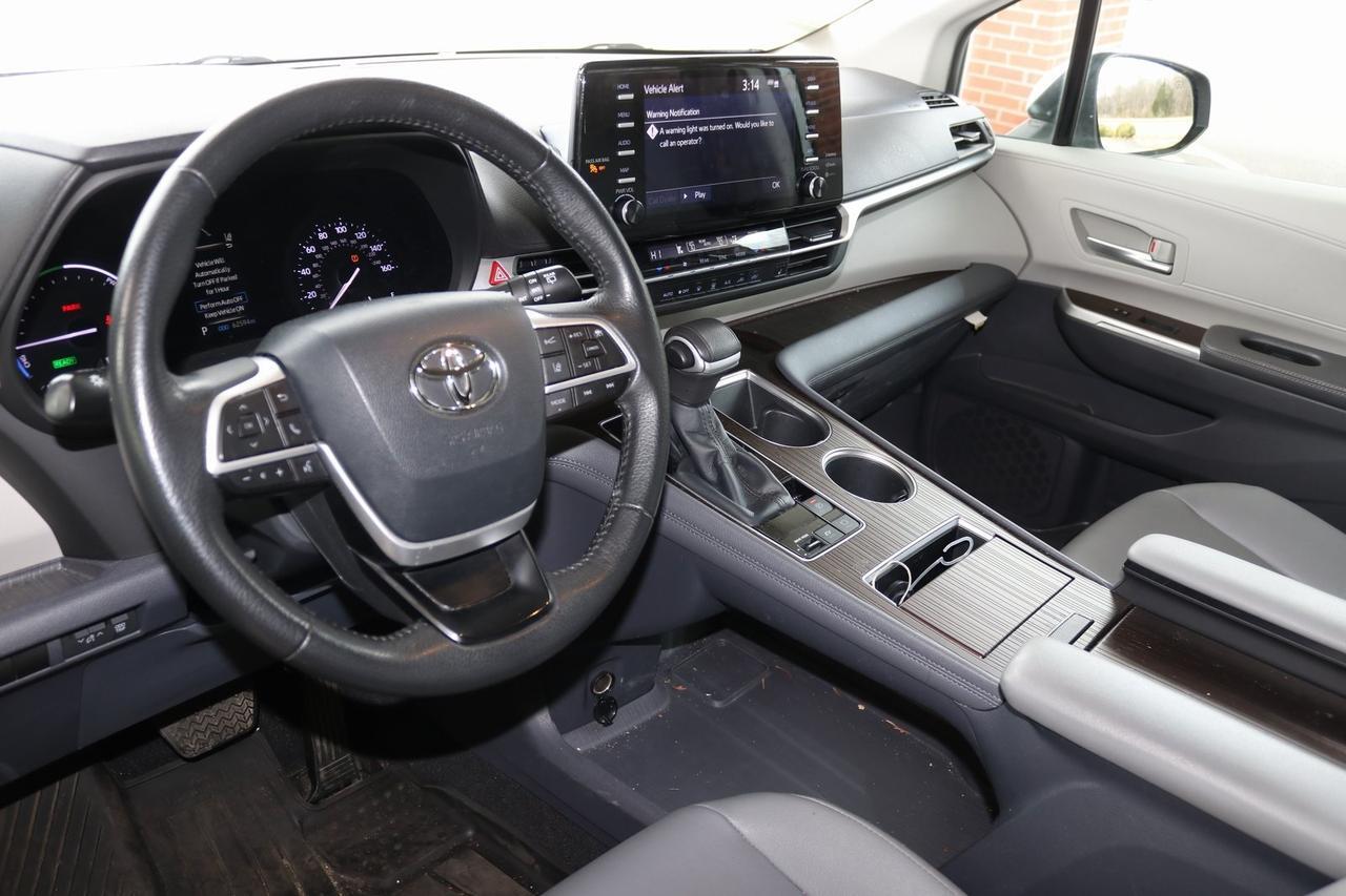 2023 Toyota Sienna XLE Fredericksburg VA