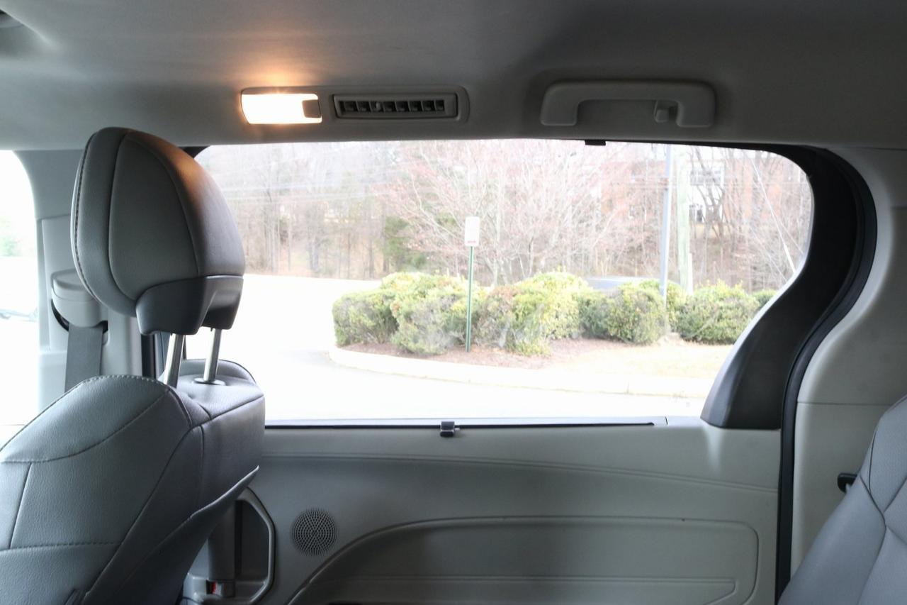 2023 Toyota Sienna XLE Fredericksburg VA