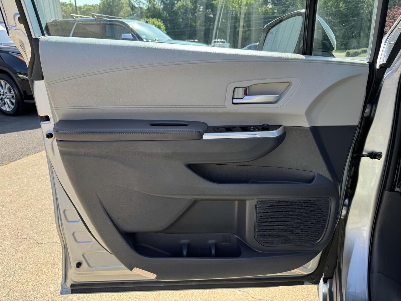 2023 Toyota Sienna XLE Fredericksburg VA