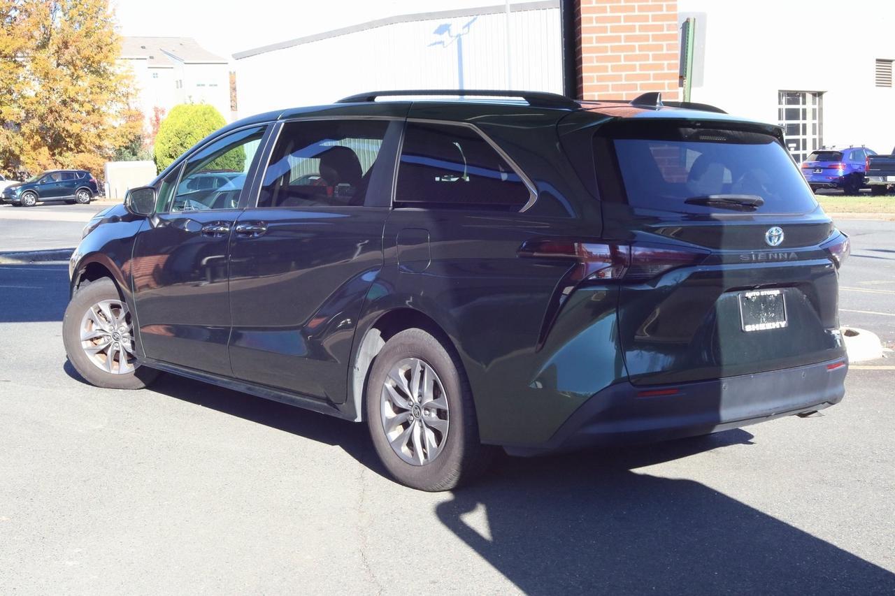 2023 Toyota Sienna XLE Fredericksburg VA