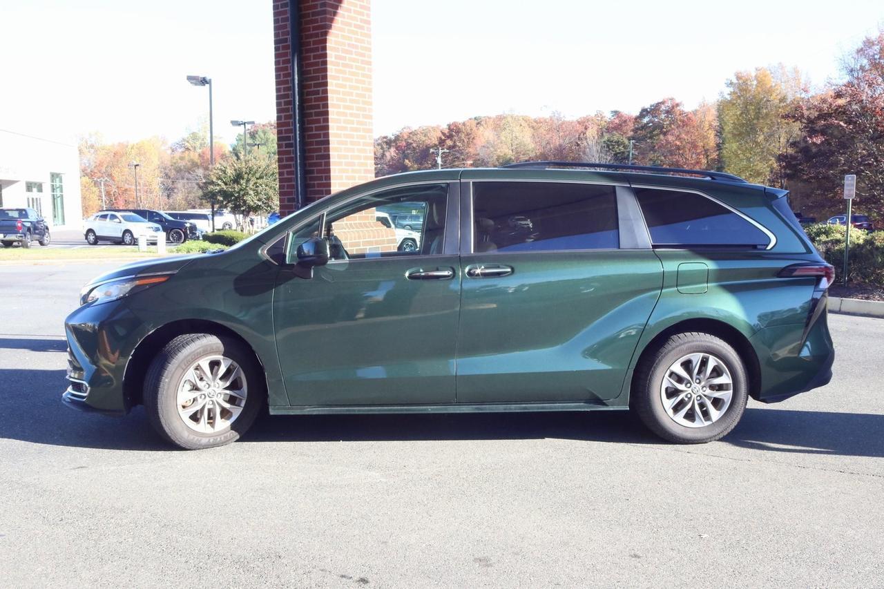 2023 Toyota Sienna XLE Fredericksburg VA