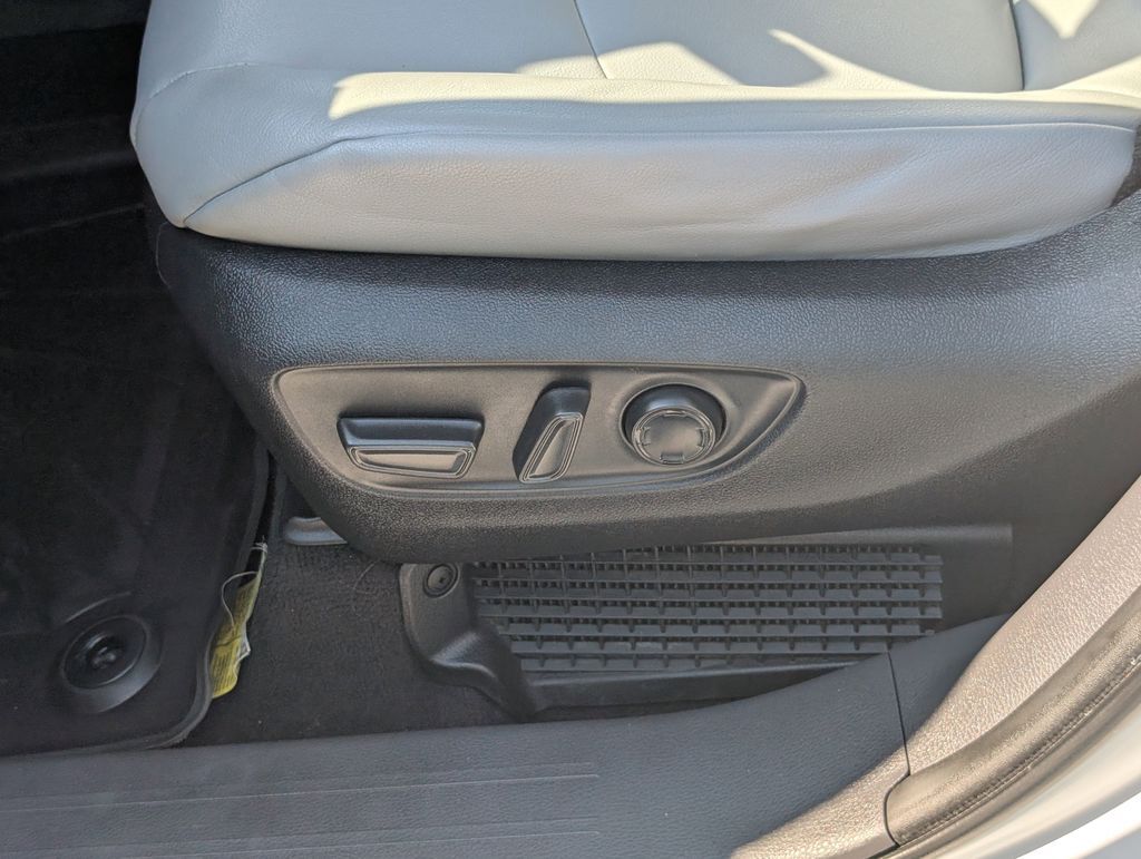 2023 Toyota Sienna XLE Cockeysville MD