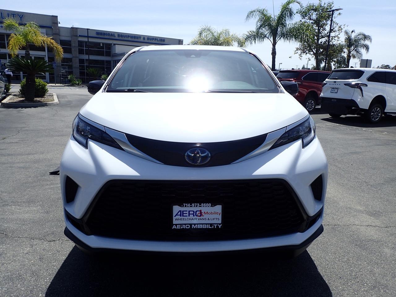 2023 Toyota Sienna XSE