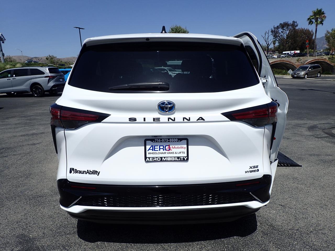 2023 Toyota Sienna XSE Anaheim CA