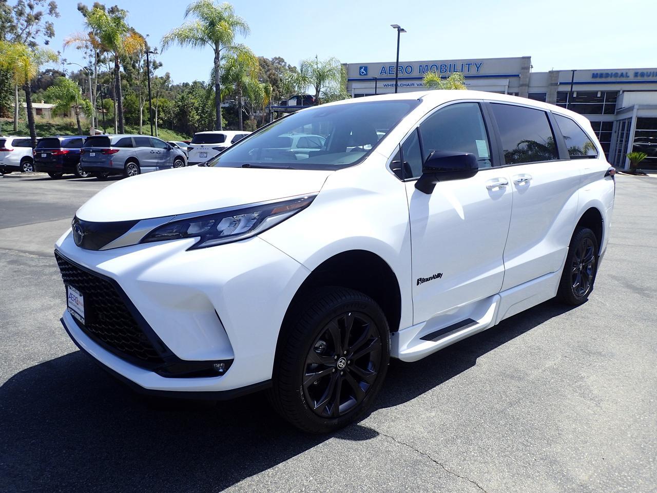 2023 Toyota Sienna XSE
