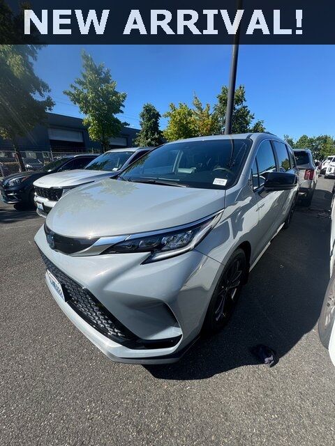 2023 Toyota Sienna XSE Renton WA