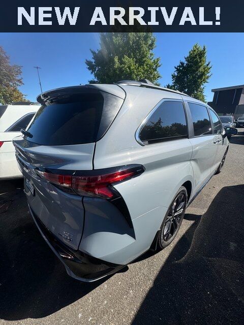 2023 Toyota Sienna XSE Renton WA