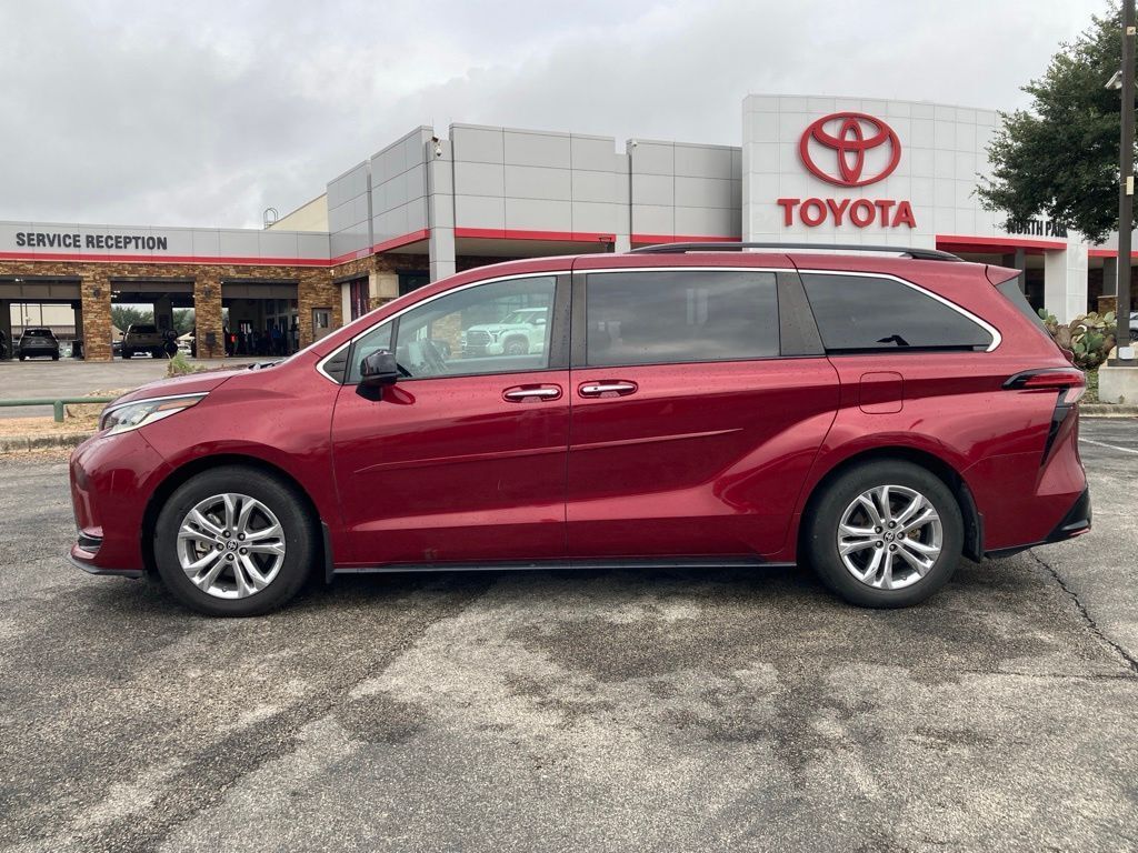 2023 Toyota Sienna XSE San Antonio TX