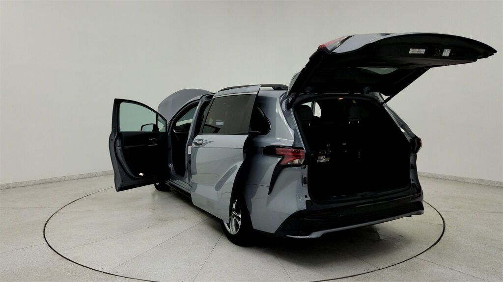 2023 Toyota Sienna XSE Laurel MD