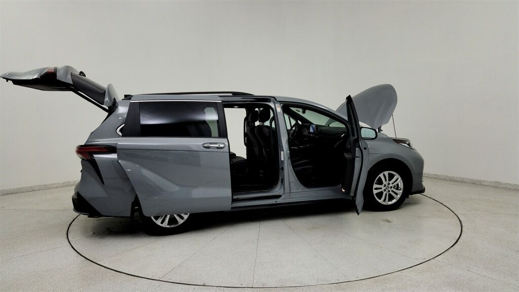 2023 Toyota Sienna XSE Laurel MD