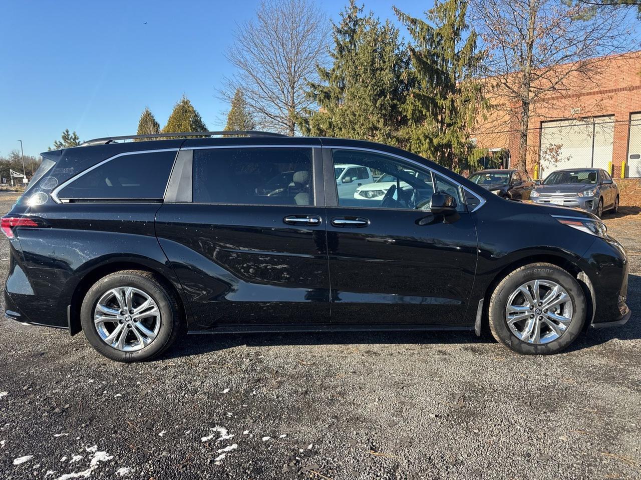 2023 Toyota Sienna XSE Chantilly VA